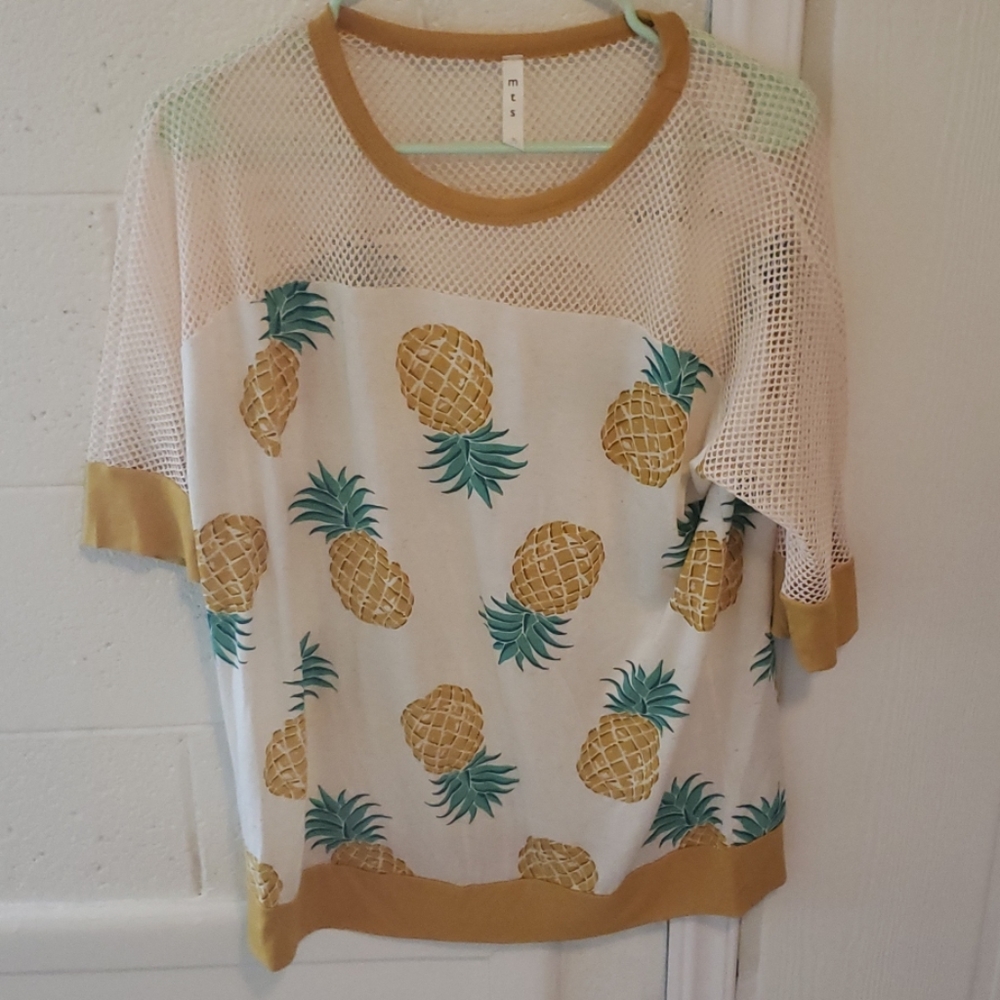 Pineapple shirt